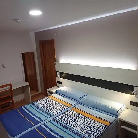 Restaurante El Castillo بيت ضيافة