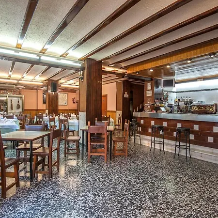 بيت ضيافة Restaurante El Castillo 3*